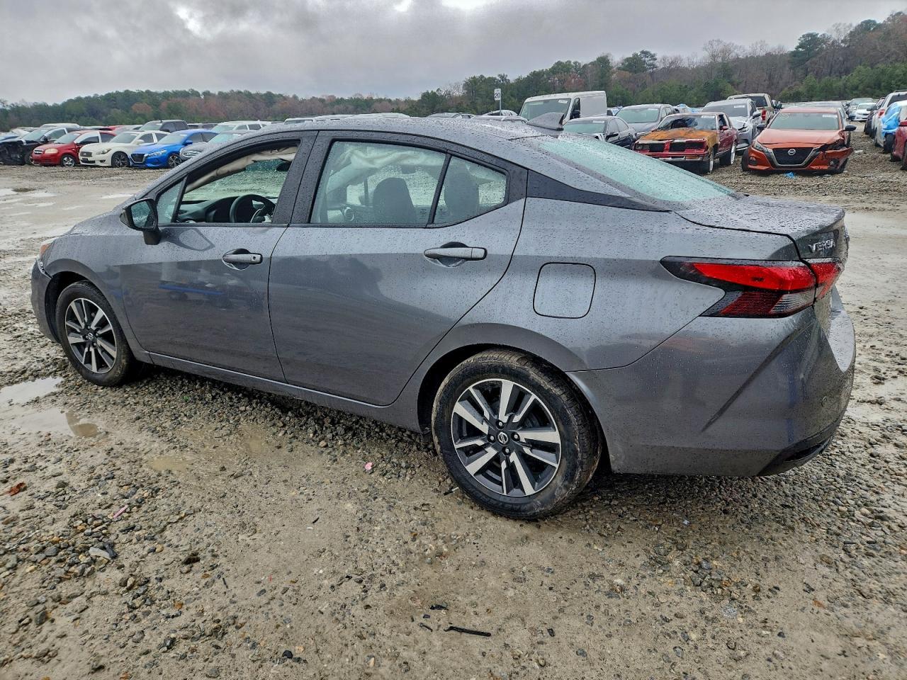 2021 Nissan Versa Sv - Фото 2
