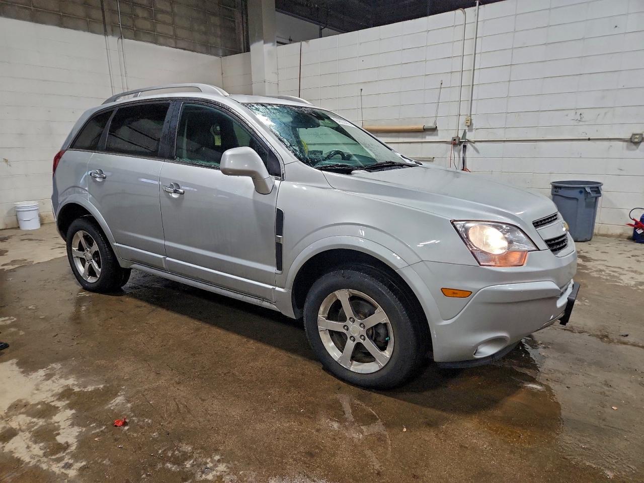 2012 Chevrolet Captiva Sport - Image 4