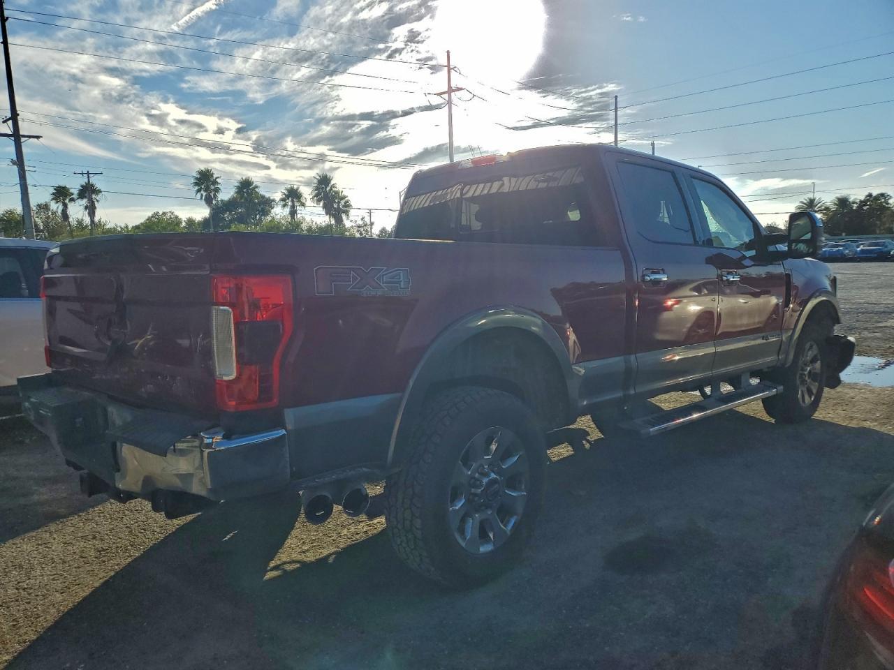 2019 Ford F250 Super Duty - Фото 3