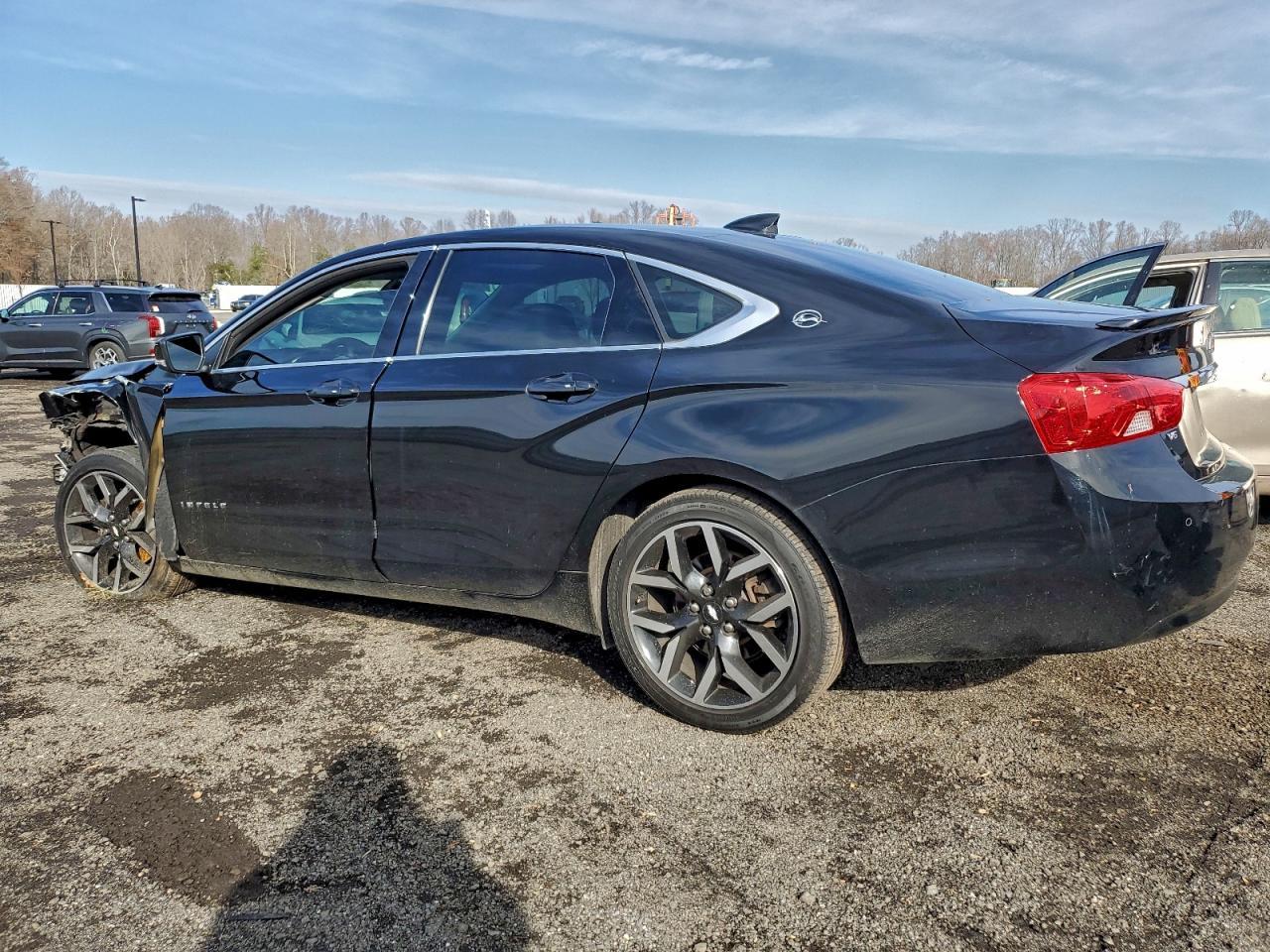 2019 Chevrolet Impala Lt - Image 2
