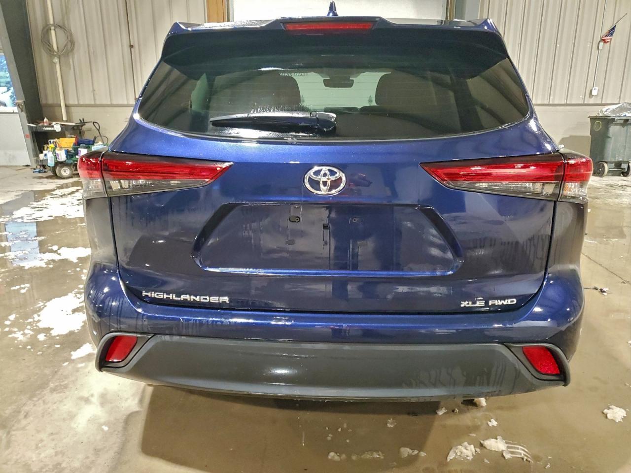 2022 Toyota Highlander Xle - Image 6