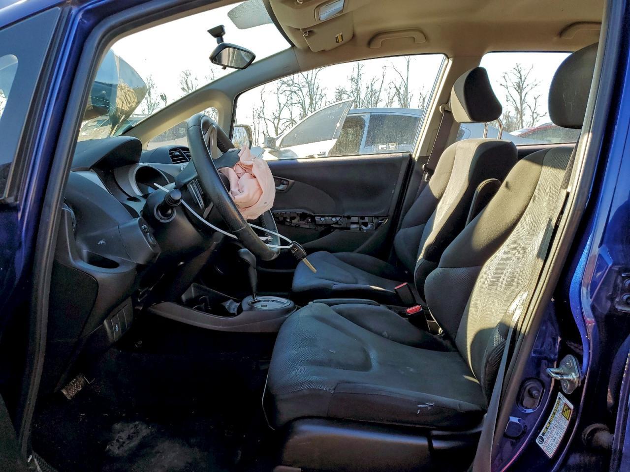 2011 Honda Fit Sport - Фото 7