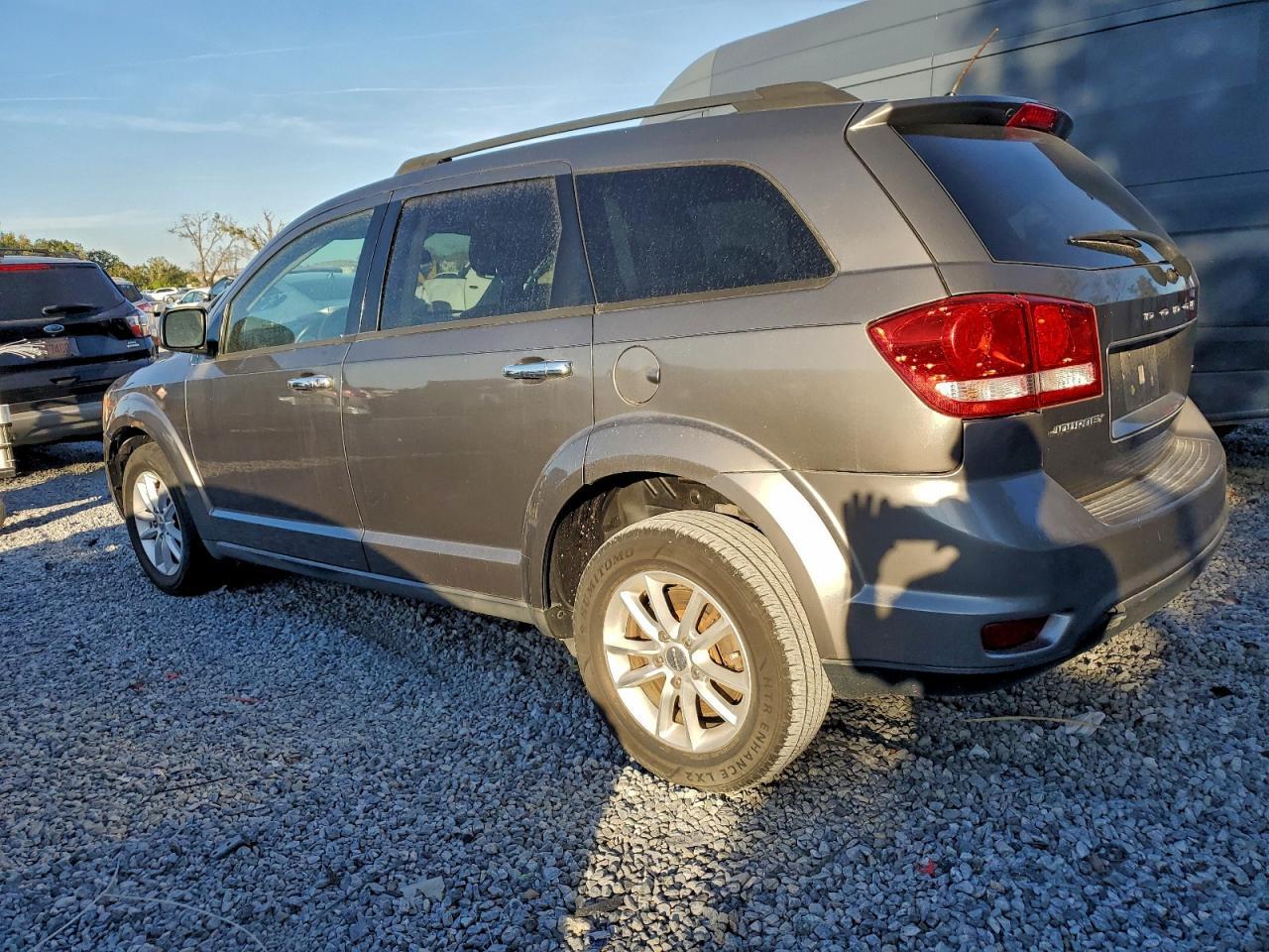 2013 Dodge Journey Sxt - Image 2
