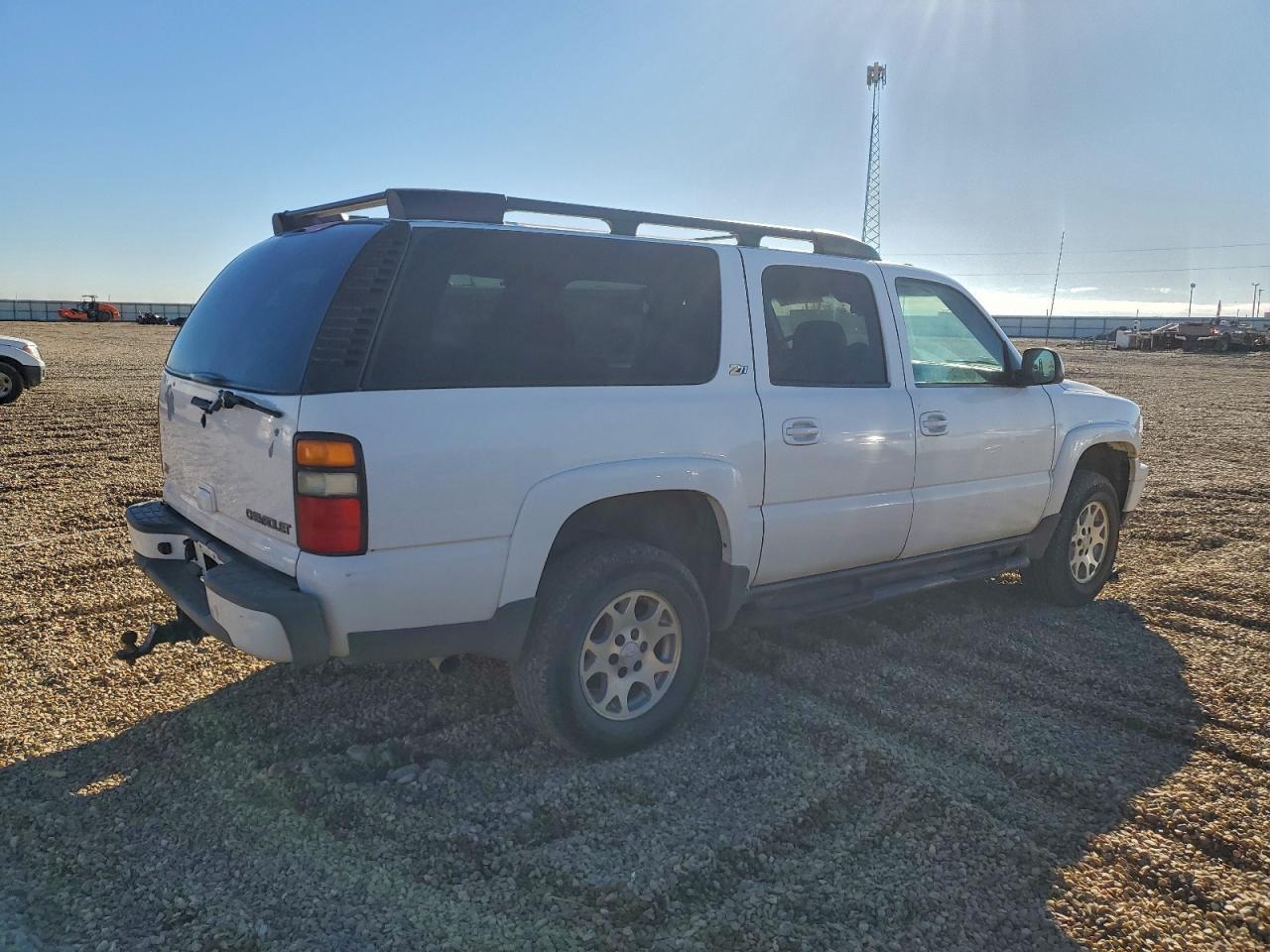 2004 Chevrolet Suburban K1500 - Фото 3