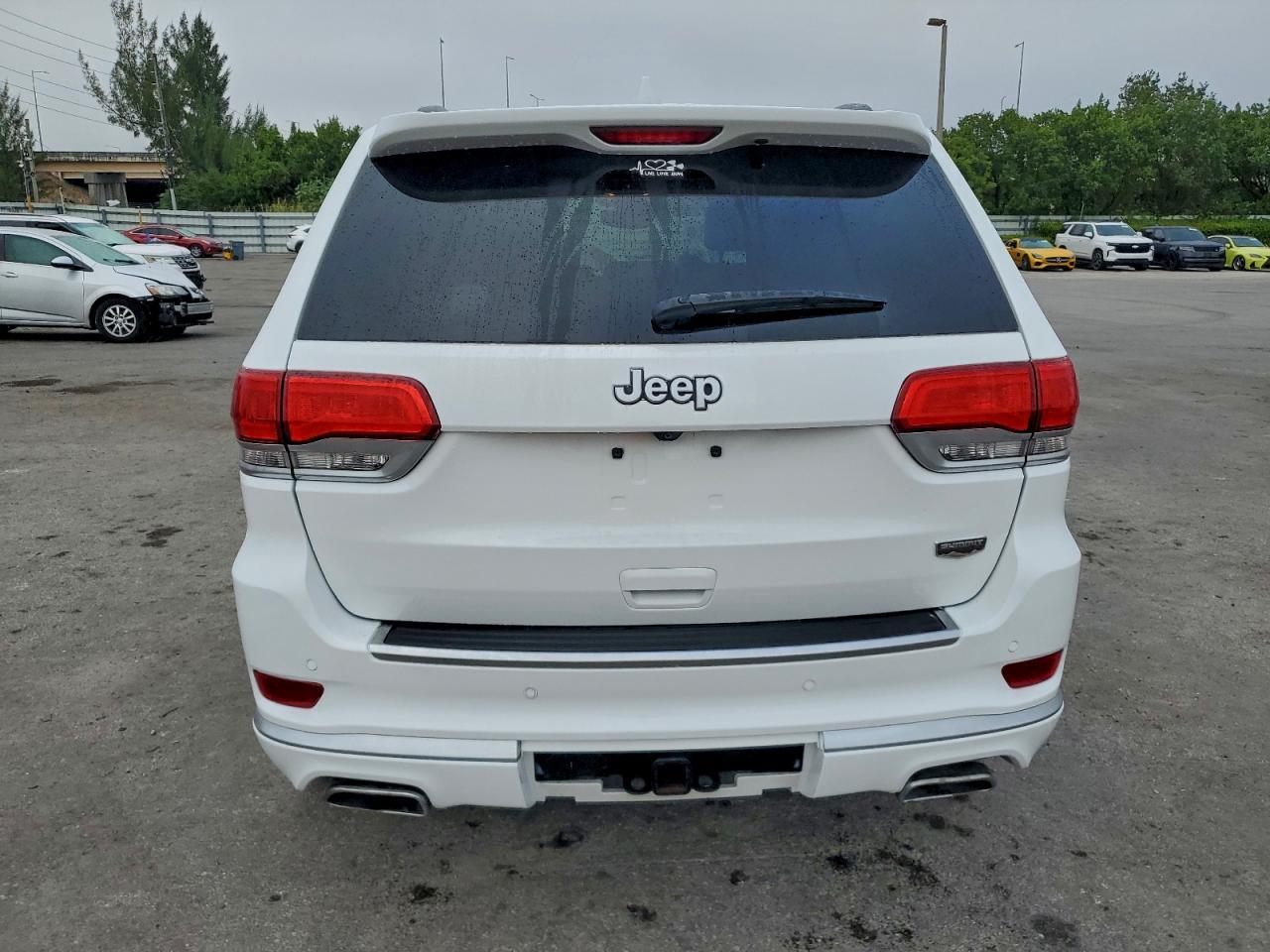 2017 Jeep Grand Cherokee Summit - Image 6