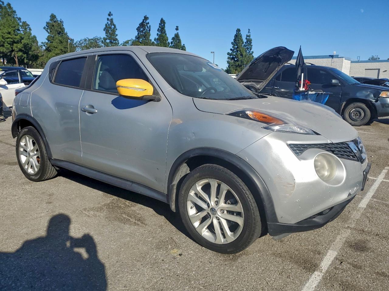 2015 Nissan Juke S - Фото 4