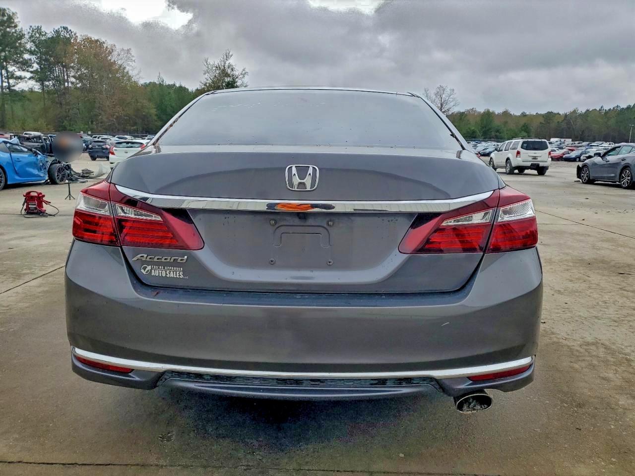 2016 Honda Accord Lx - Image 6