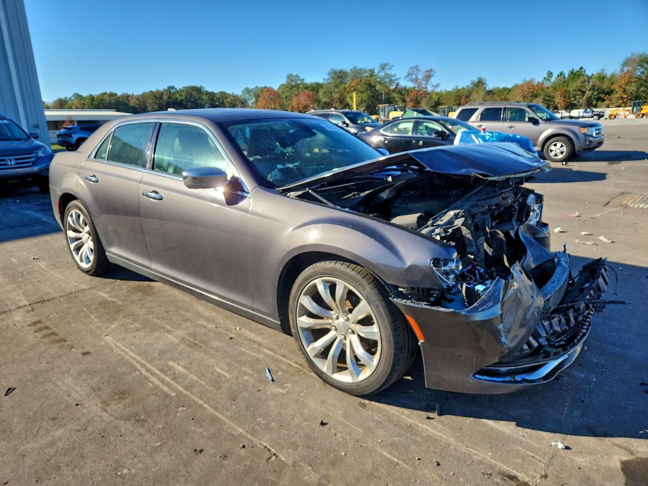 2020 Chrysler 300 Limited - Фото 4