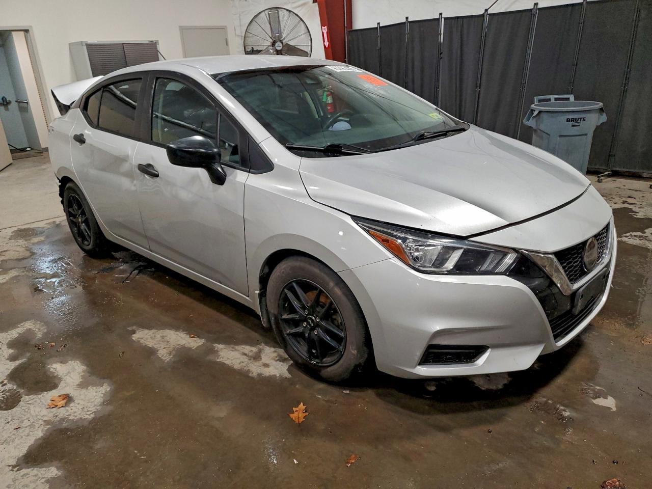 2020 Nissan Versa S - Фото 4