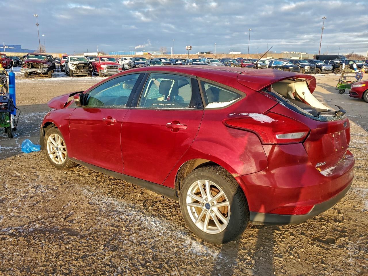 2015 Ford Focus Se - Фото 2
