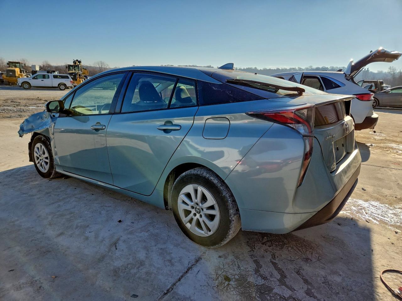 2016 Toyota Prius Two - Фото 2