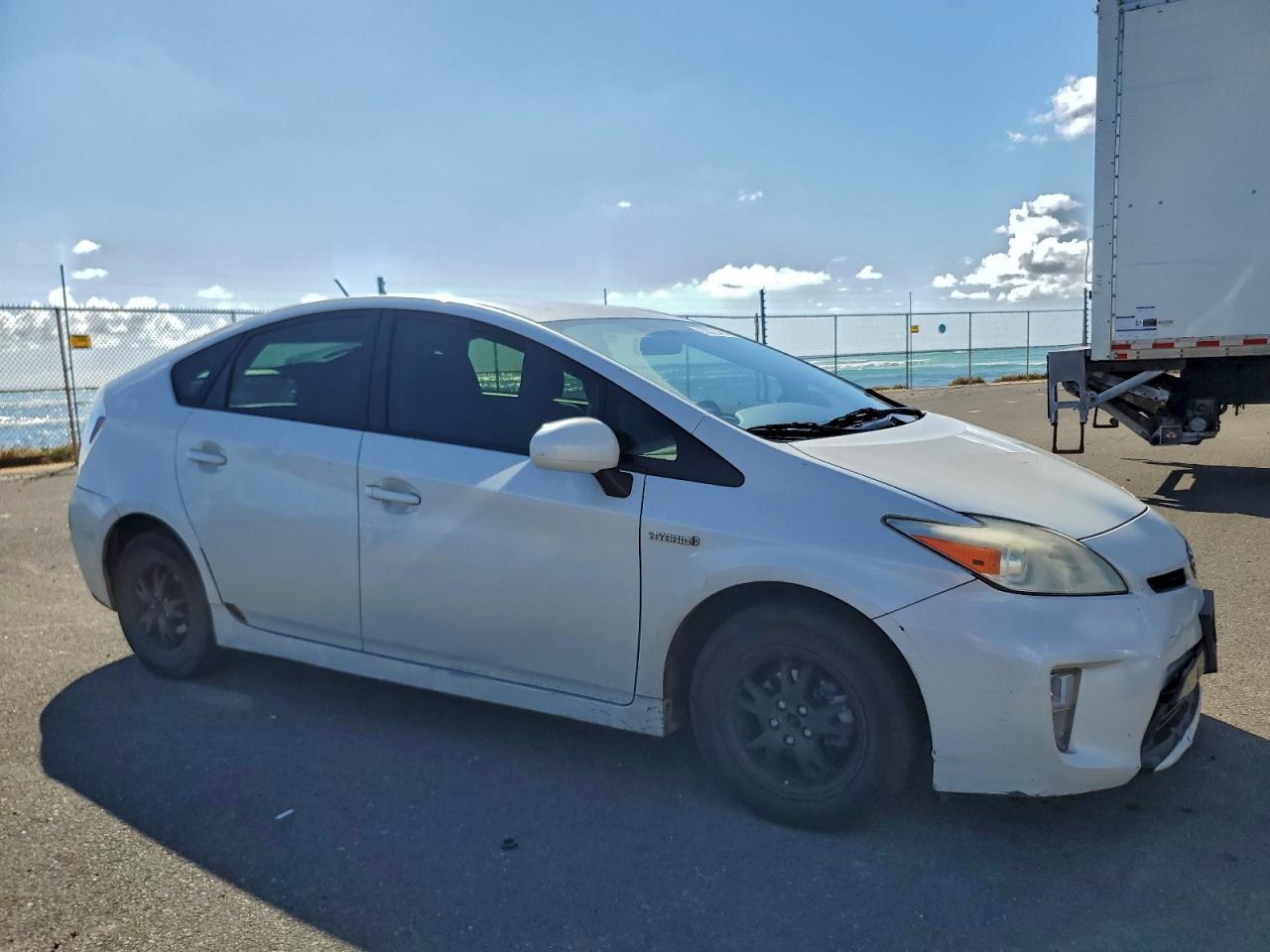 2013 Toyota Prius - Фото 4
