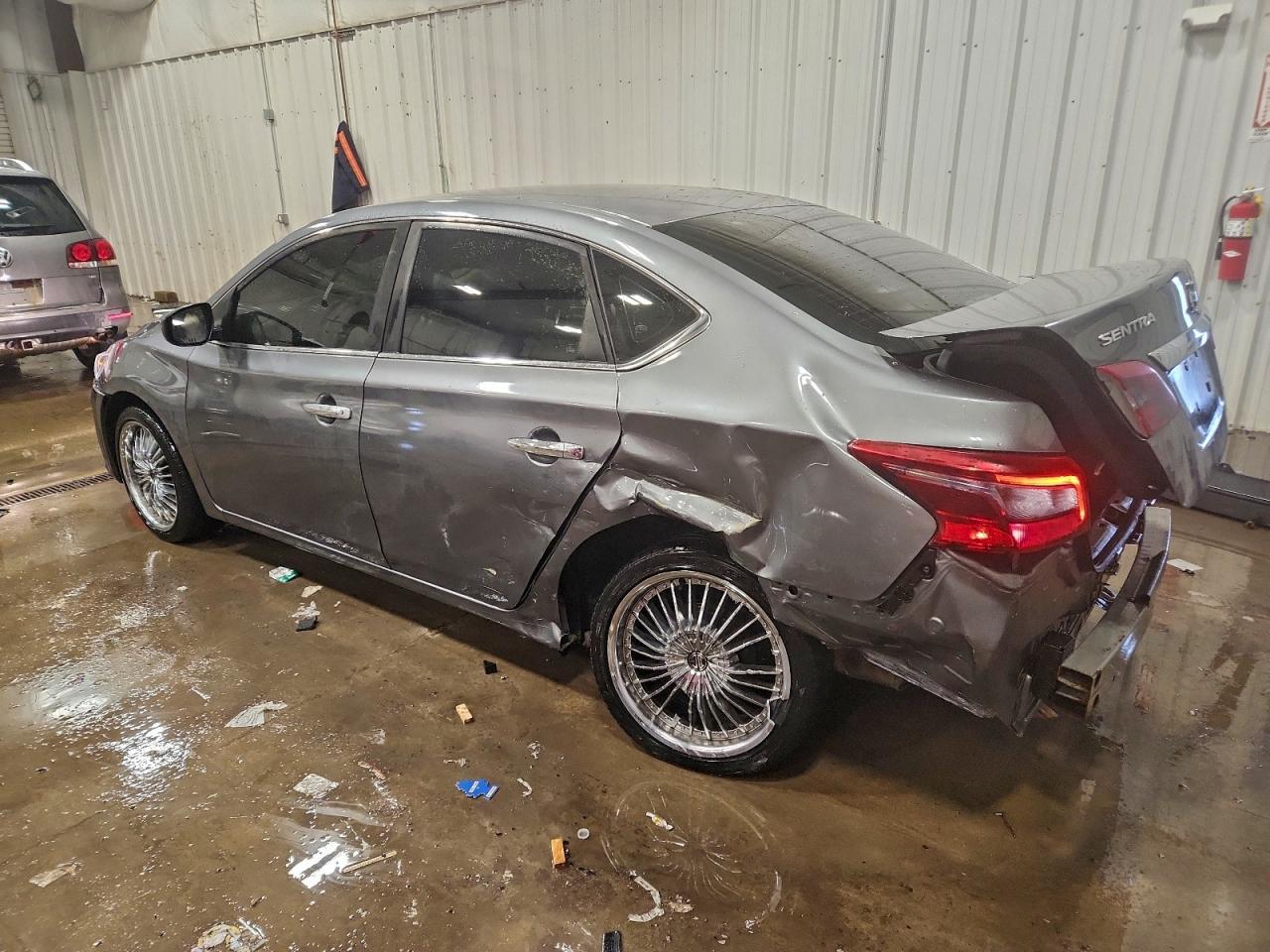 2019 Nissan Sentra S - Фото 2