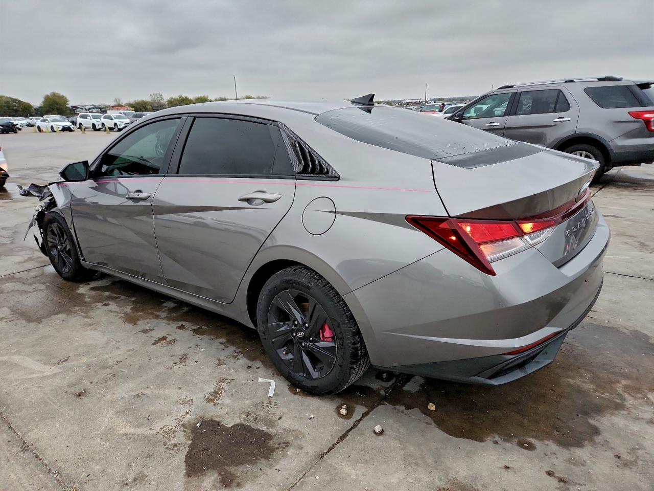2021 Hyundai Elantra Sel - Фото 2