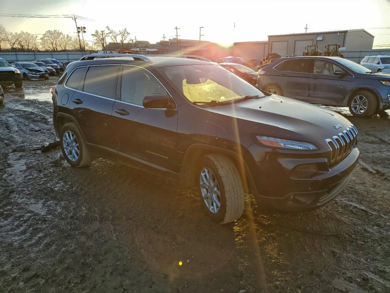 2018 Jeep Cherokee Latitude - Image 4