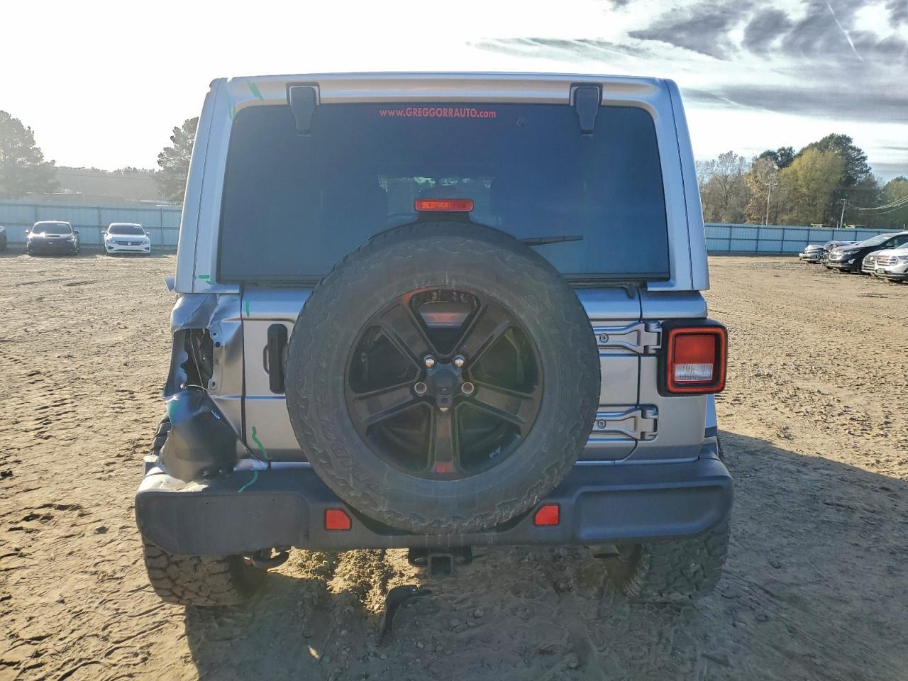 2021 Jeep Wrangler Unlimited Sahara - Фото 6