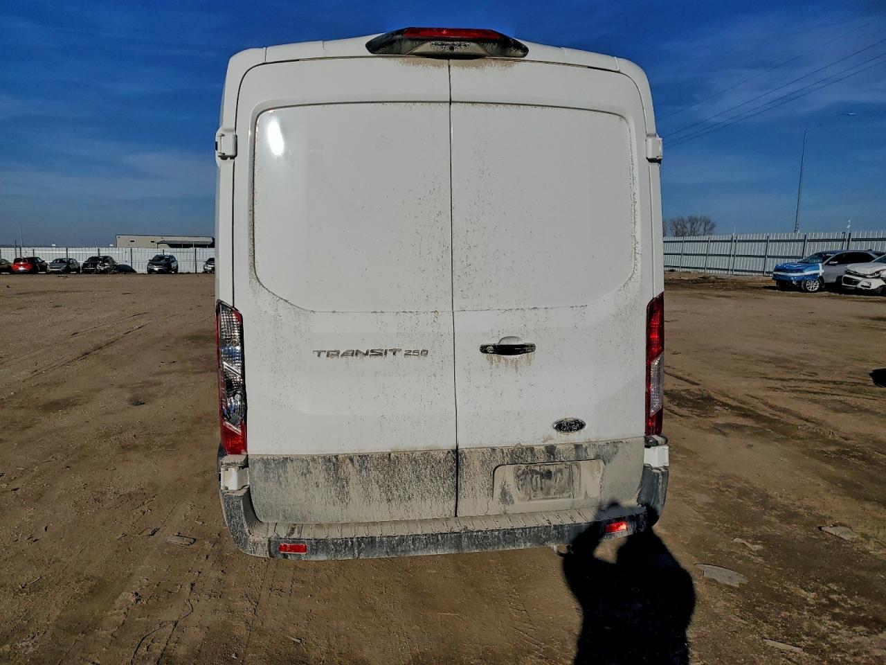 2025 Ford Transit T-250 Delivery Van - Фото 6