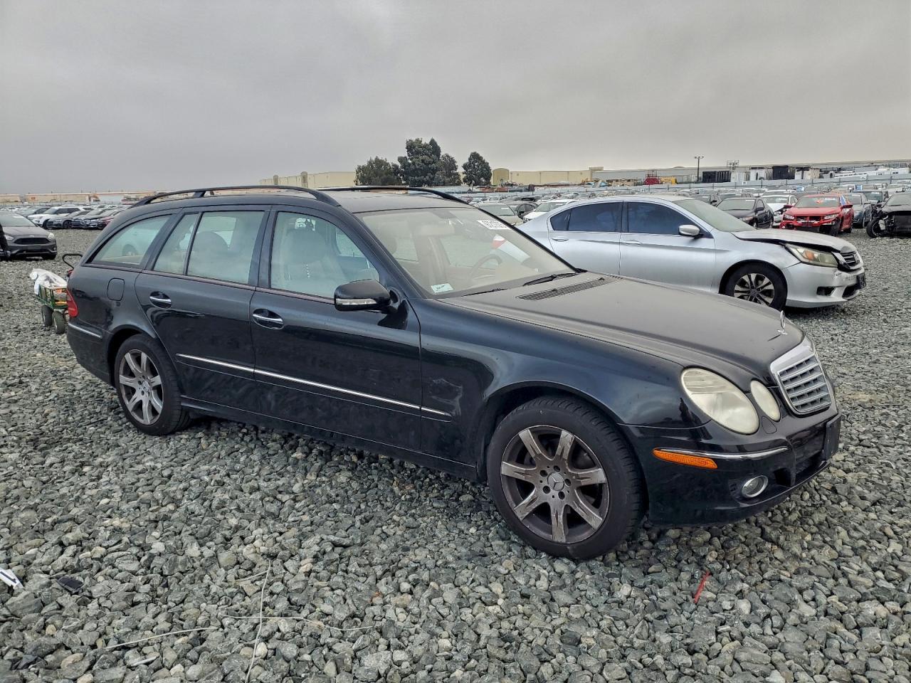 2007 Mercedes-Benz E 350 4Matic Wagon - Image 4