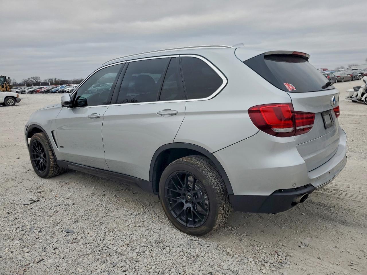2017 BMW X5 xDrive35I - Фото 2
