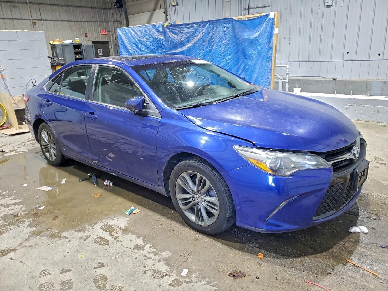 2015 Toyota Camry Le - Image 4