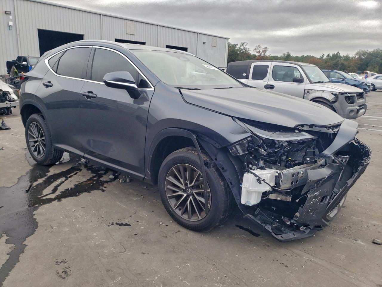 2026 Lexus Nx 350 - Image 4