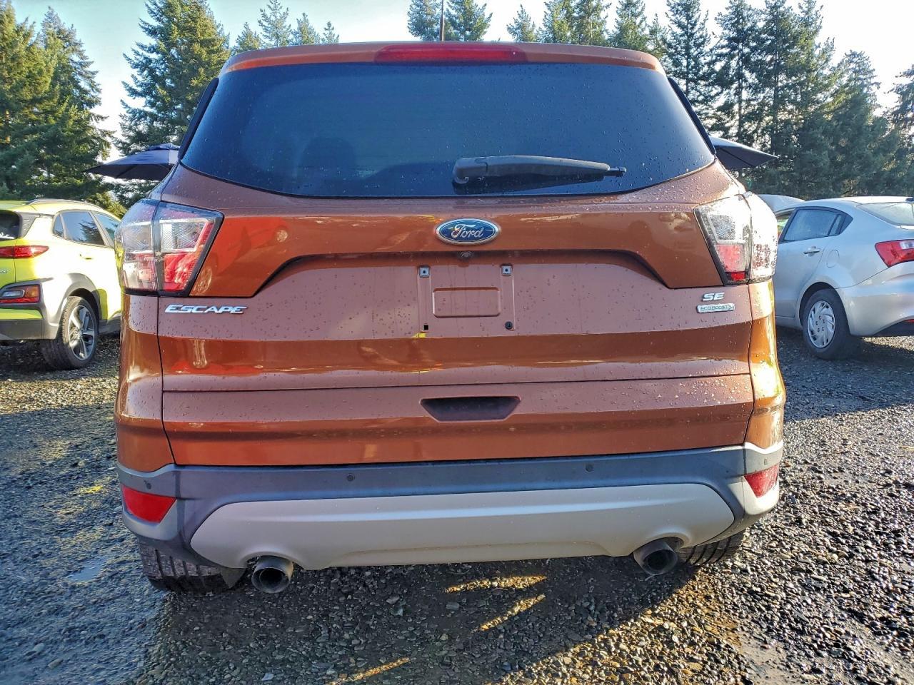 2017 Ford Escape Se - Фото 6