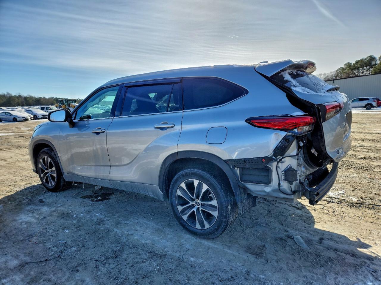 2021 Toyota Highlander Xle - Фото 2