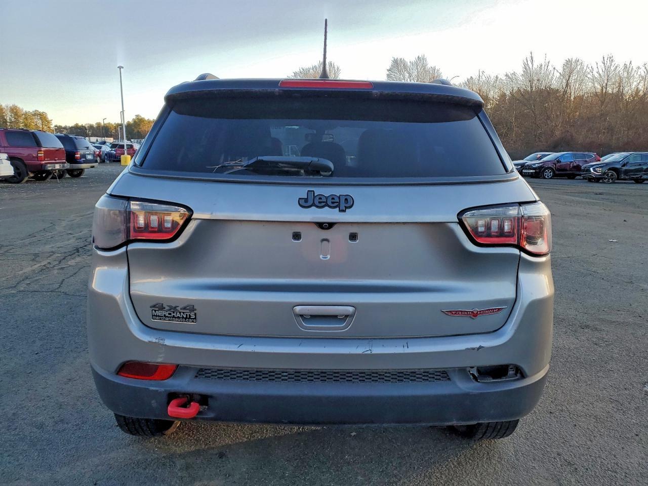 2019 Jeep Compass Trailhawk - Image 6