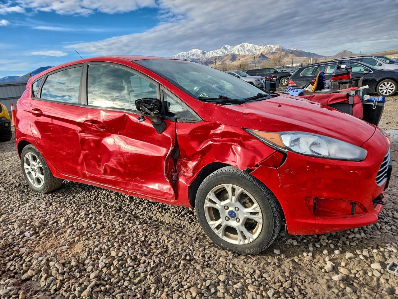 2015 Ford Fiesta Se - Фото 4