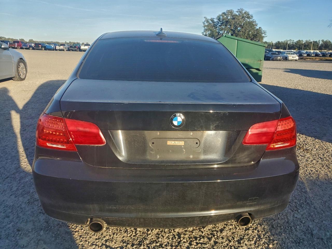 2012 BMW 335 Xi - Image 6