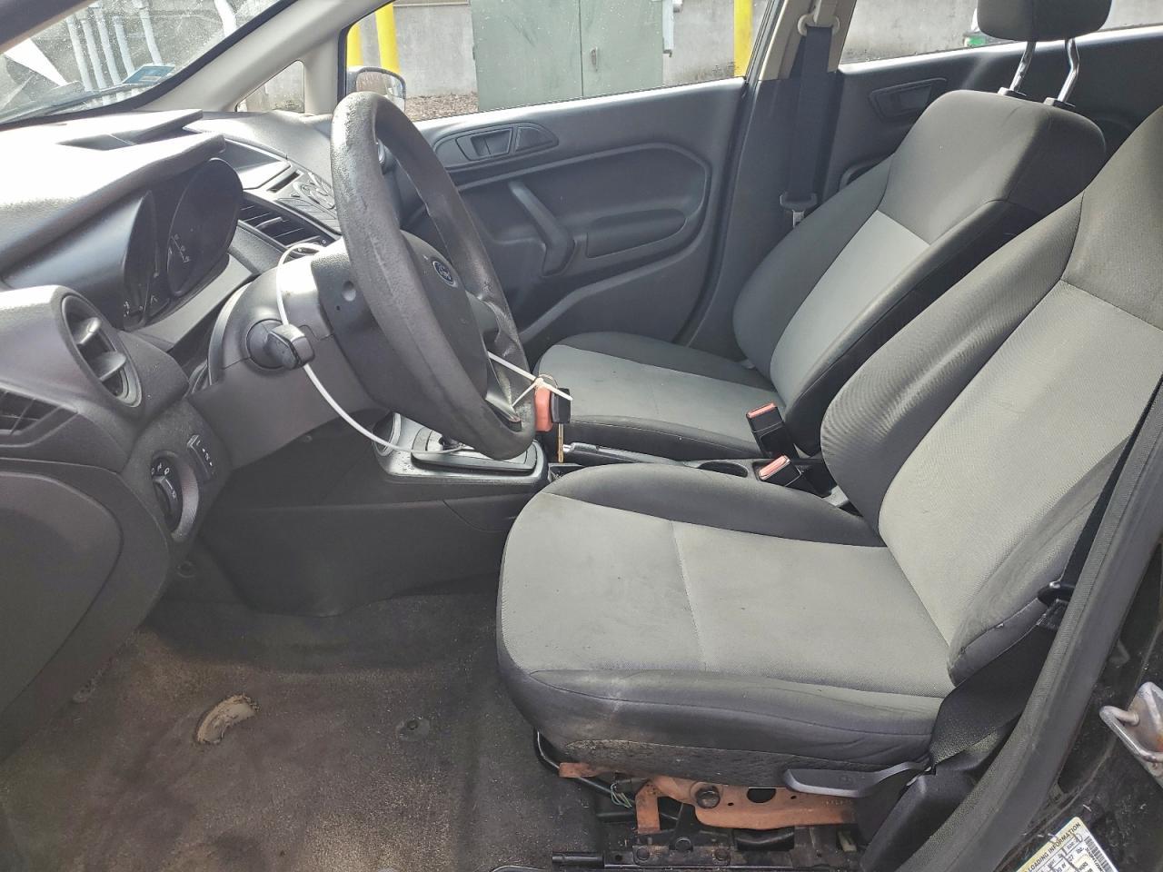 2016 Ford Fiesta S - Image 7