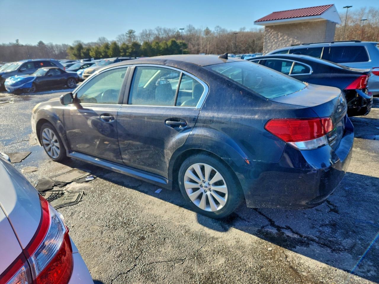 2012 Subaru Legacy 2.5I Limited - Image 2
