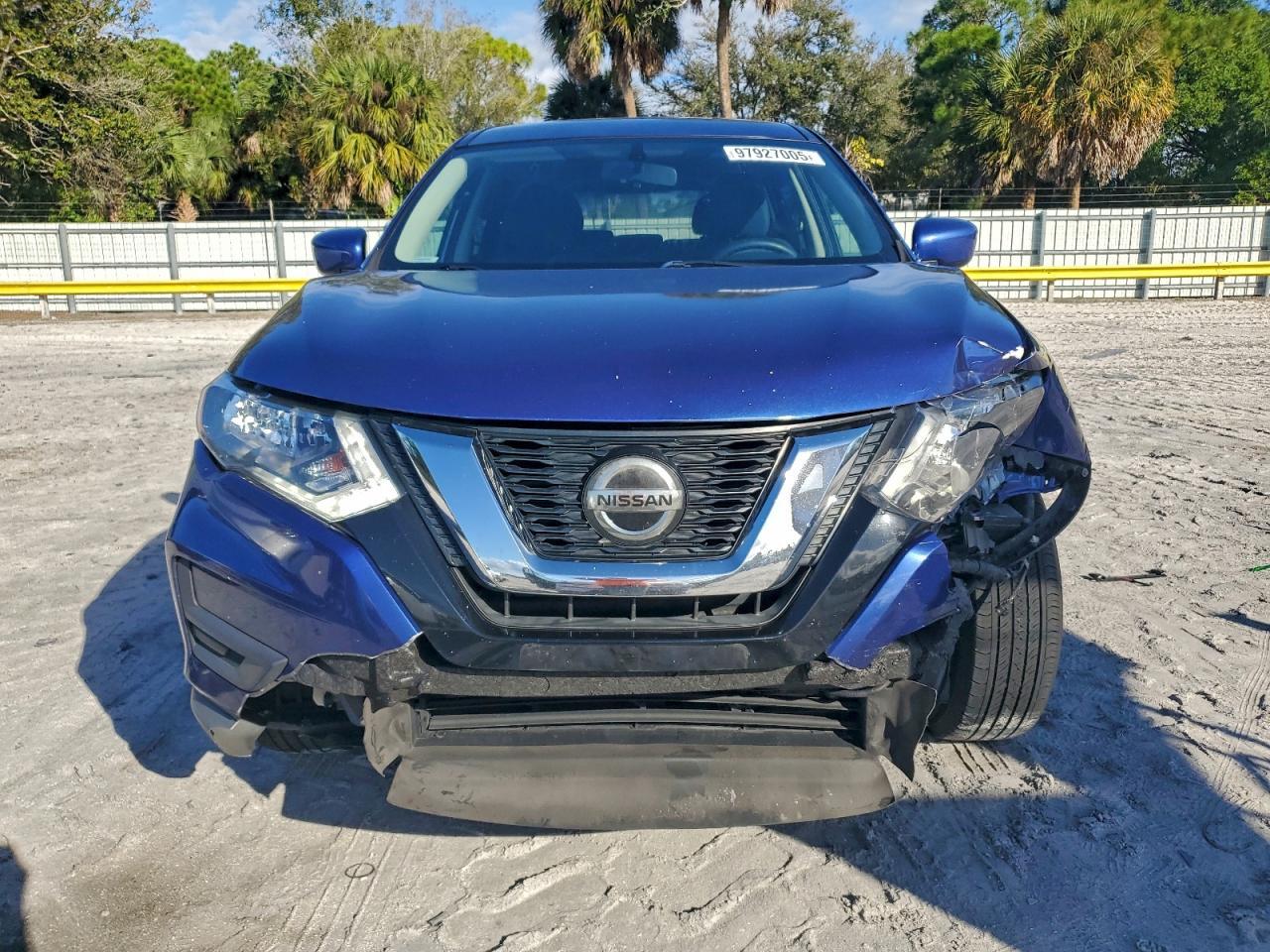2018 Nissan Rogue S - Image 5