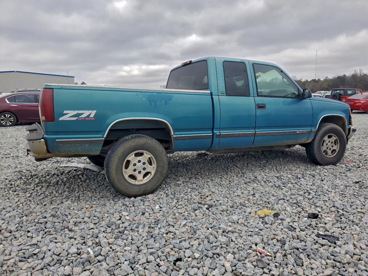 1997 Chevrolet Gmt-400 K1500 - Image 3