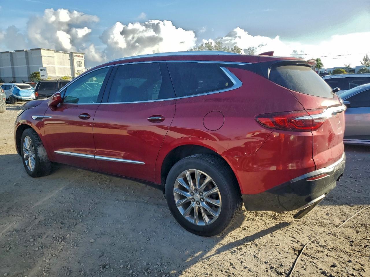 2019 Buick Enclave Essence - Фото 2