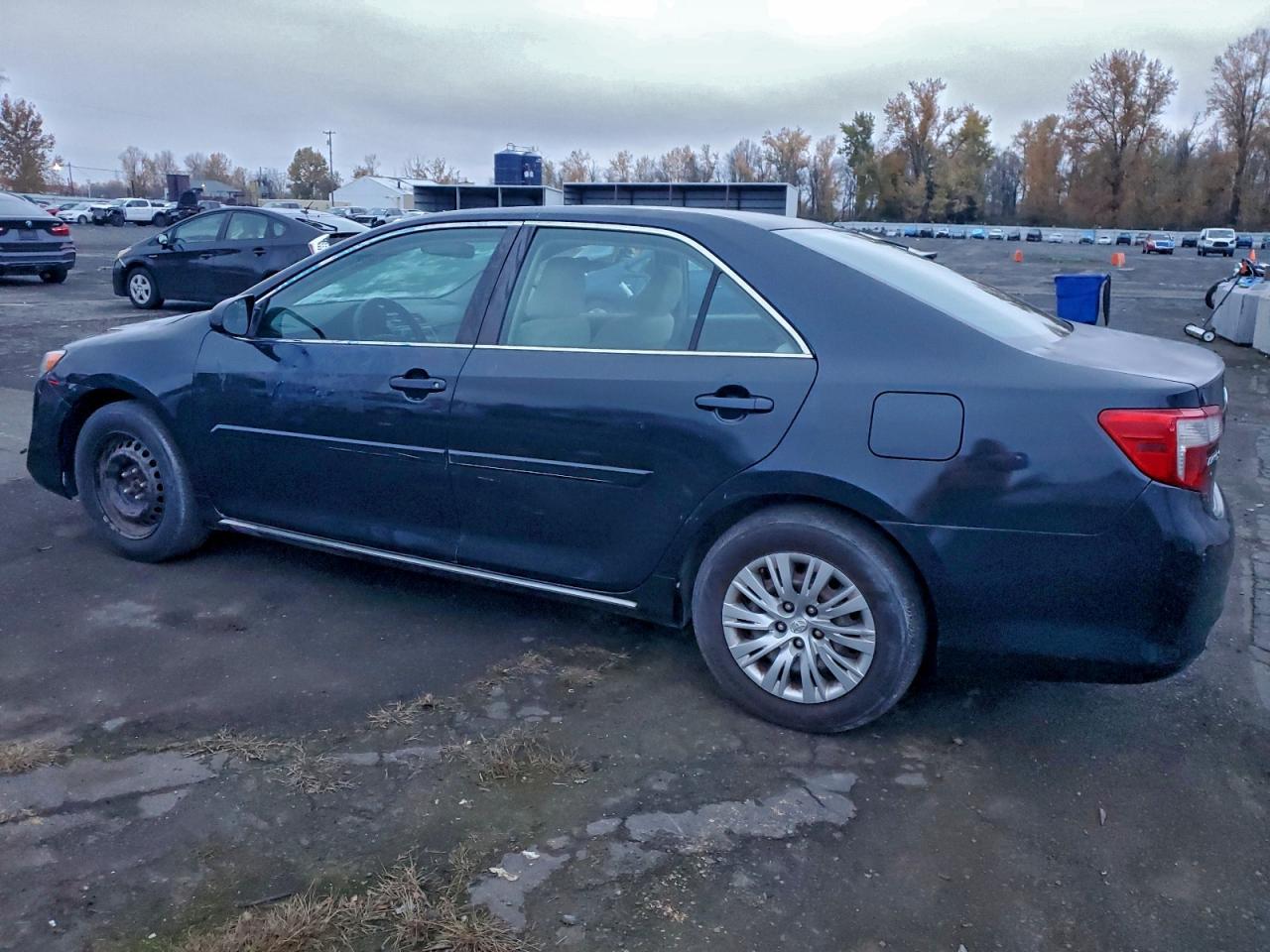 2012 Toyota Camry Hybrid - Фото 2
