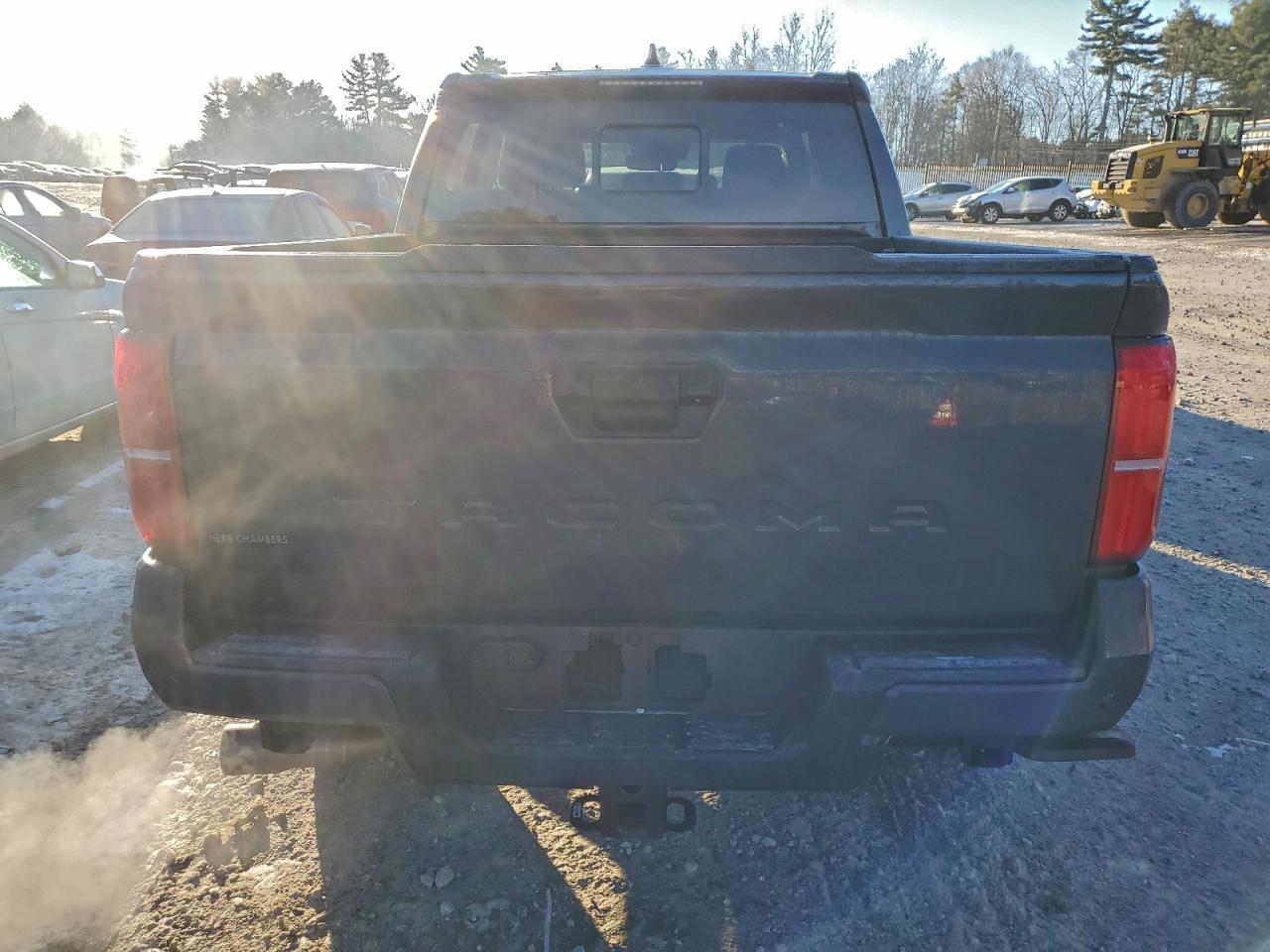 2024 Toyota Tacoma Double Cab - Image 6