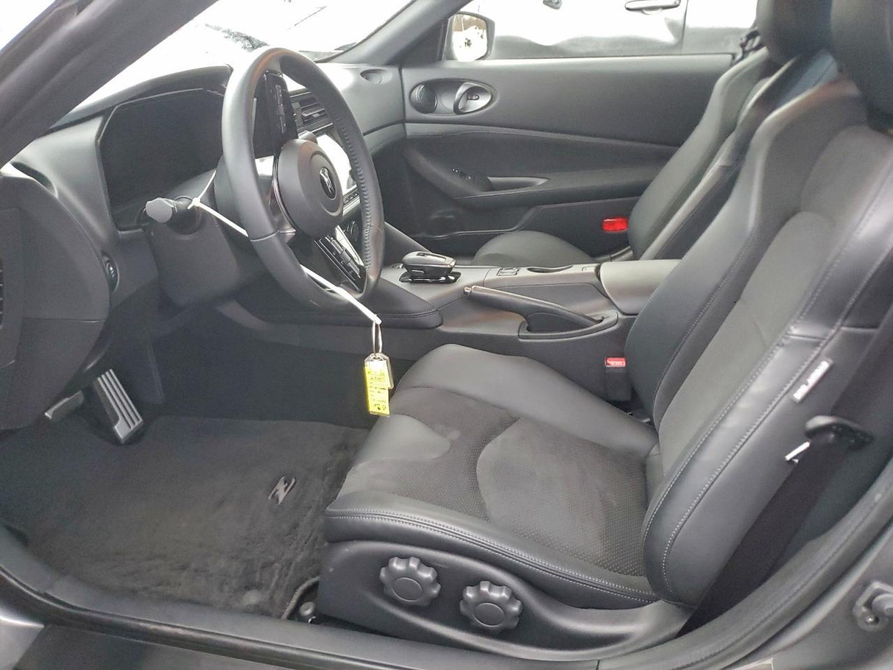 2025 Nissan Z Performance - Фото 7