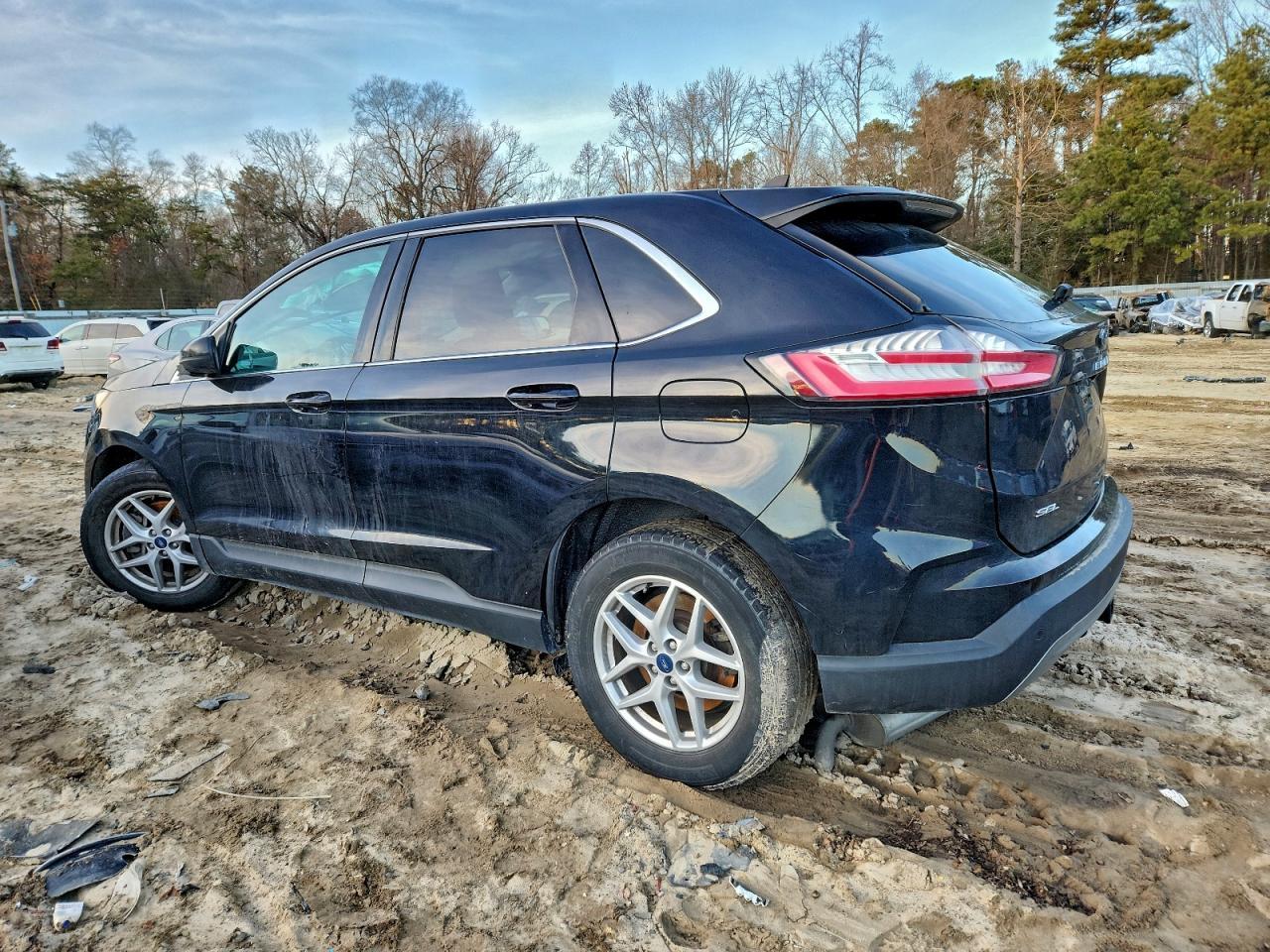 2021 Ford Edge Sel - Фото 2