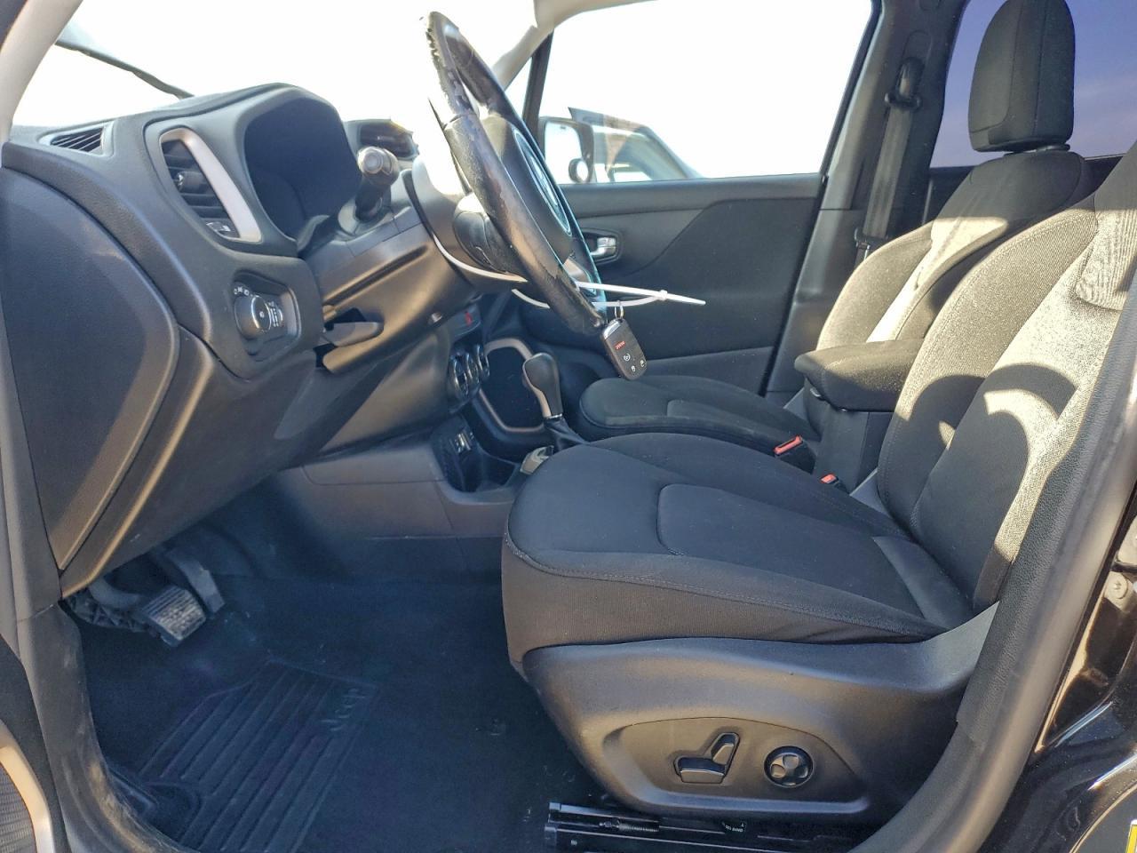 2017 Jeep Renegade Latitude - Фото 7