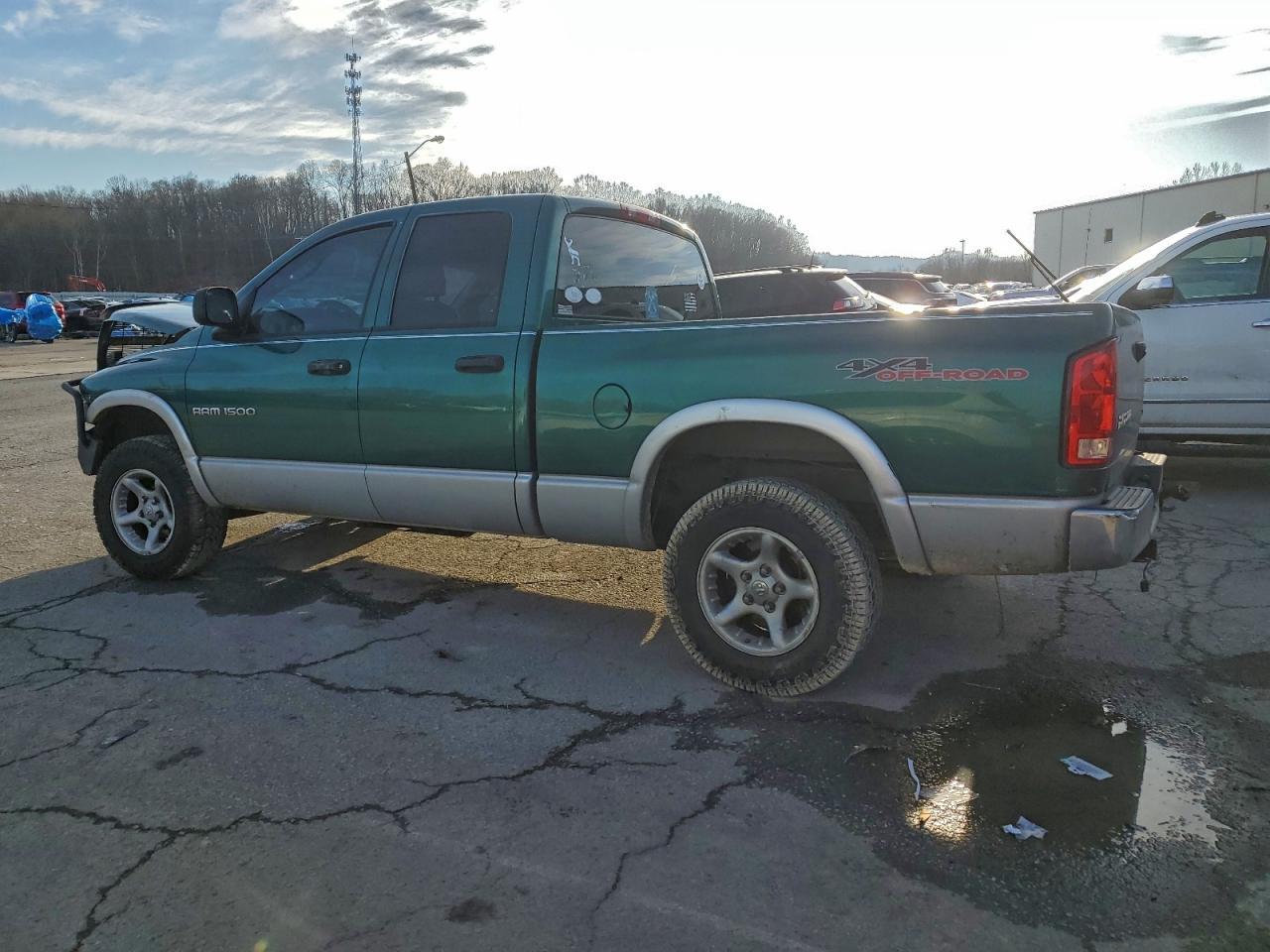 2004 Dodge Ram 1500 St - Фото 2