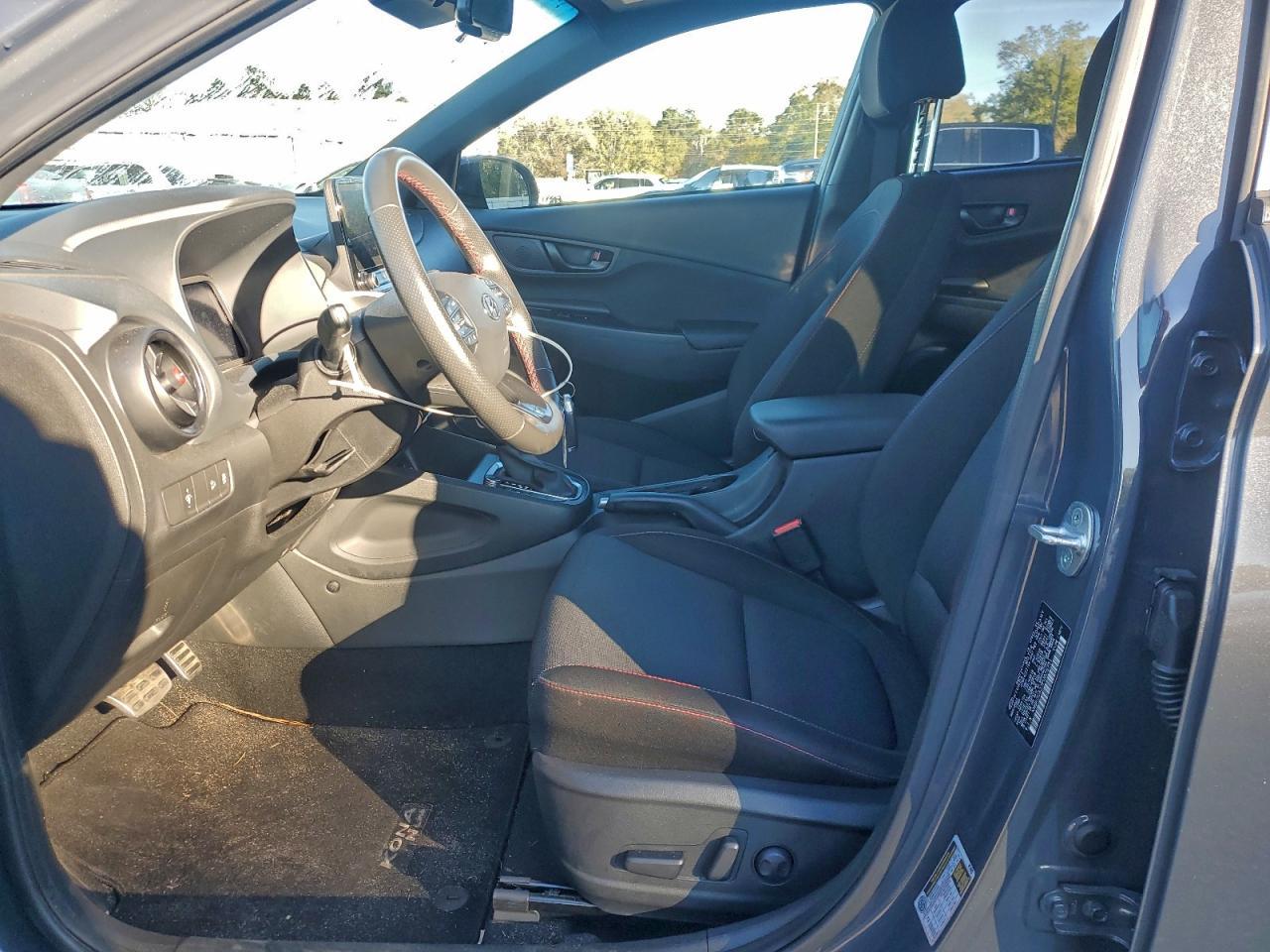 2023 Hyundai Kona Limit - Image 7