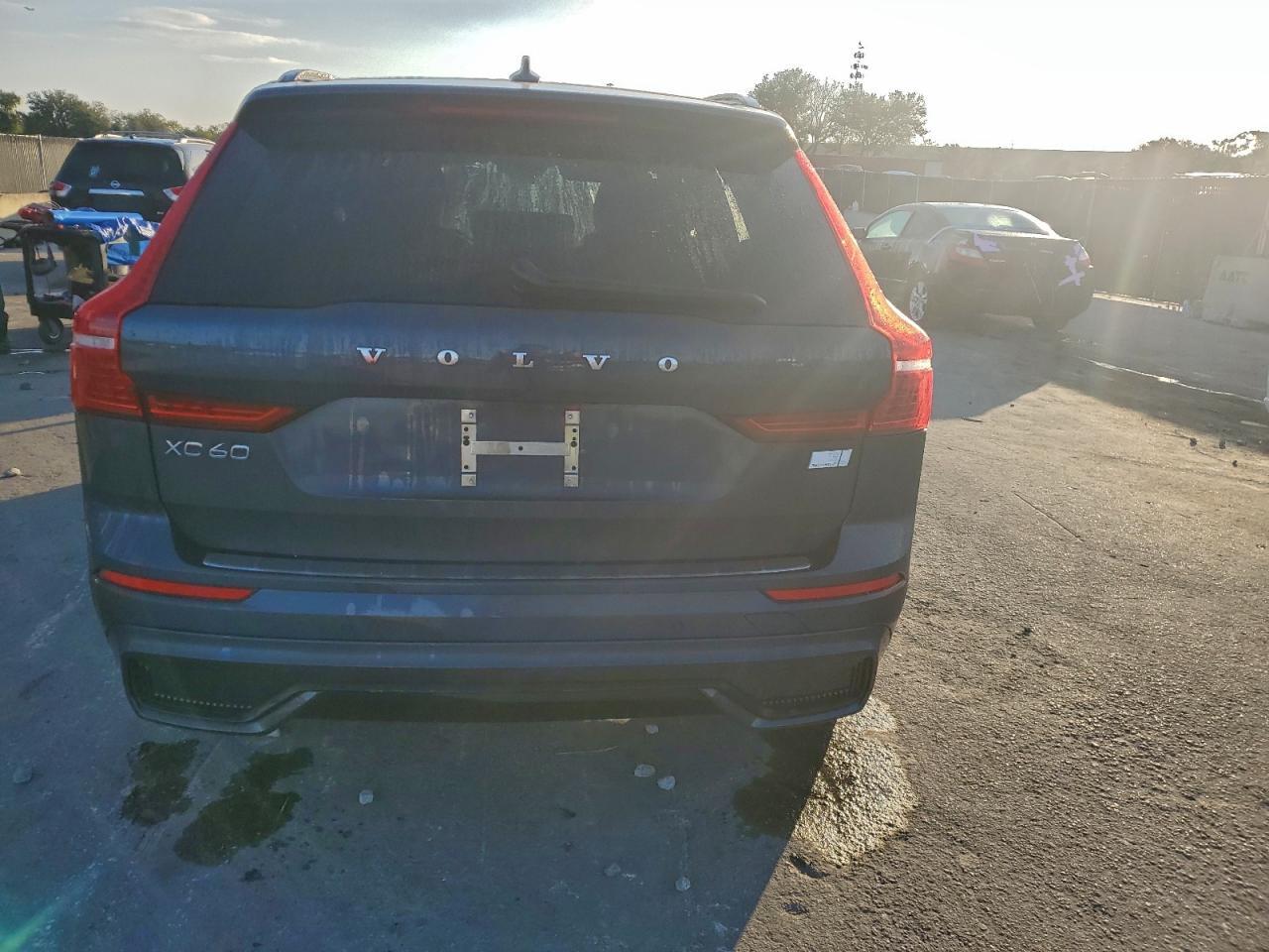2024 Volvo Xc60 Ultimate - Фото 6