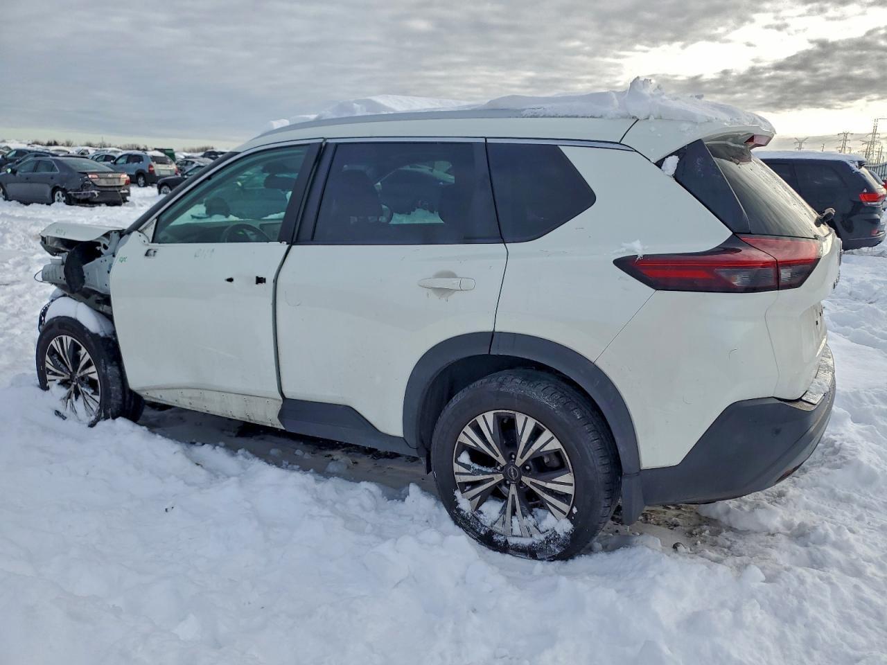 2022 Nissan Rogue Sv - Фото 2