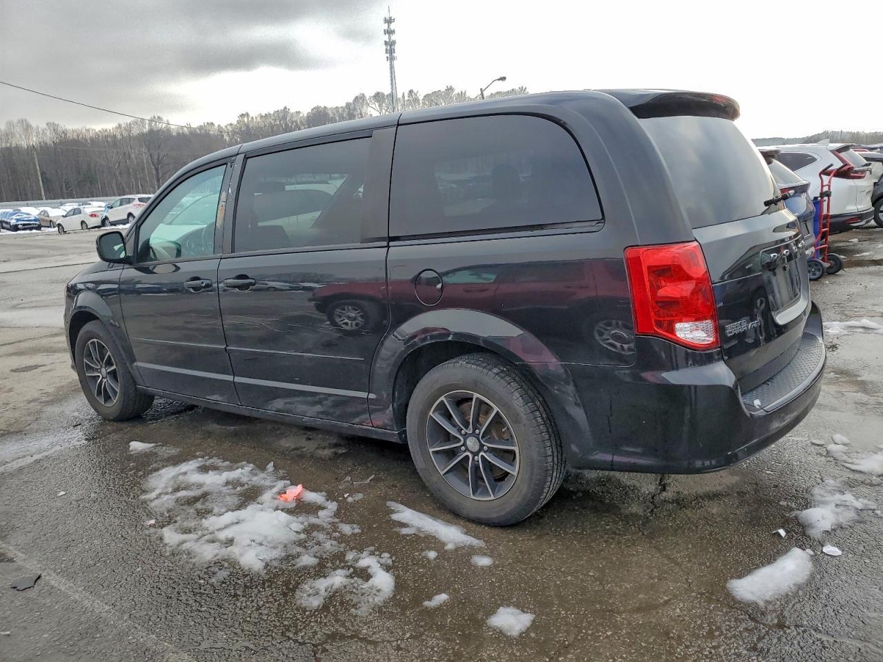 2017 Dodge Grand Caravan Se - Фото 2