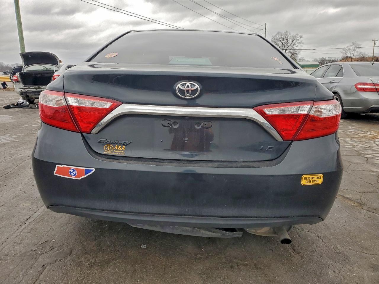 2015 Toyota Camry Le - Фото 6