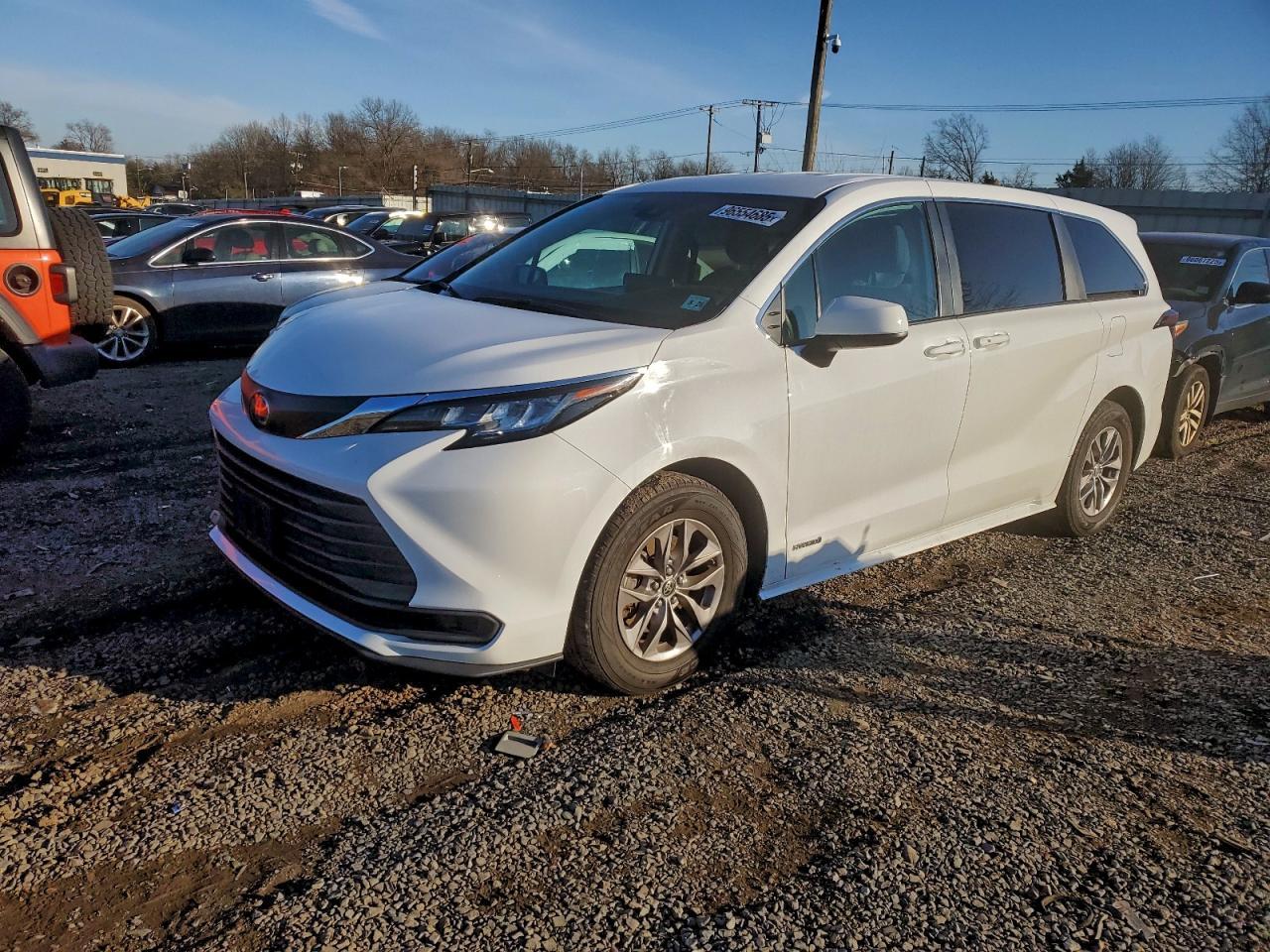 2021 Toyota Sienna Le