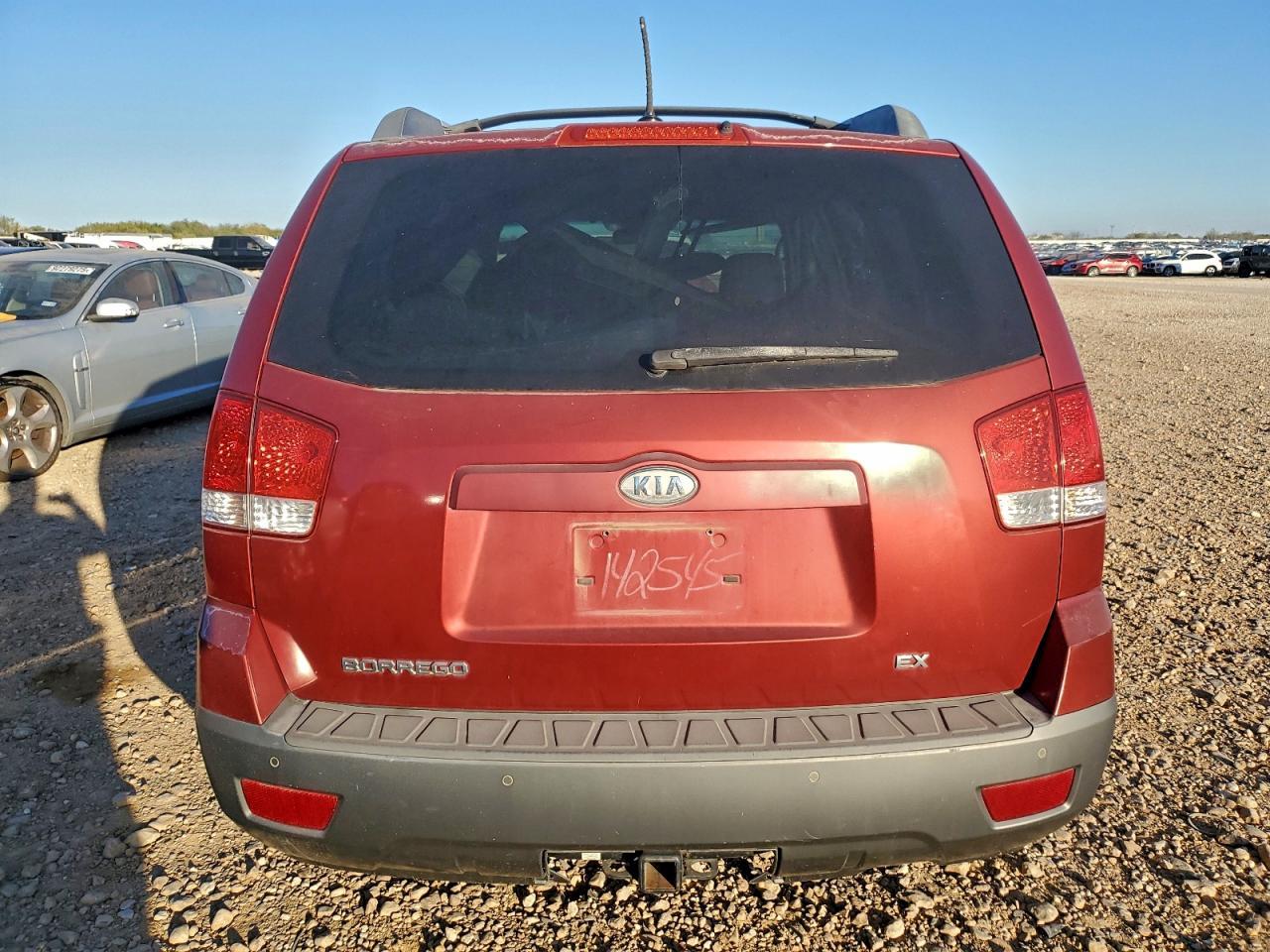 2009 Kia Borrego Lx - Image 6