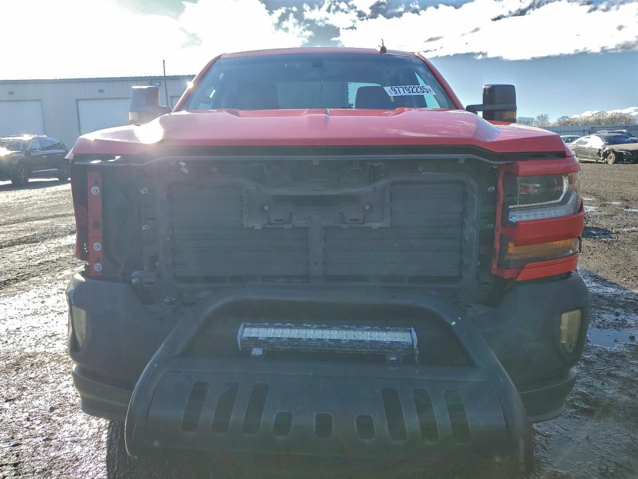 2017 Chevrolet Silverado C1500 Custom - Фото 5
