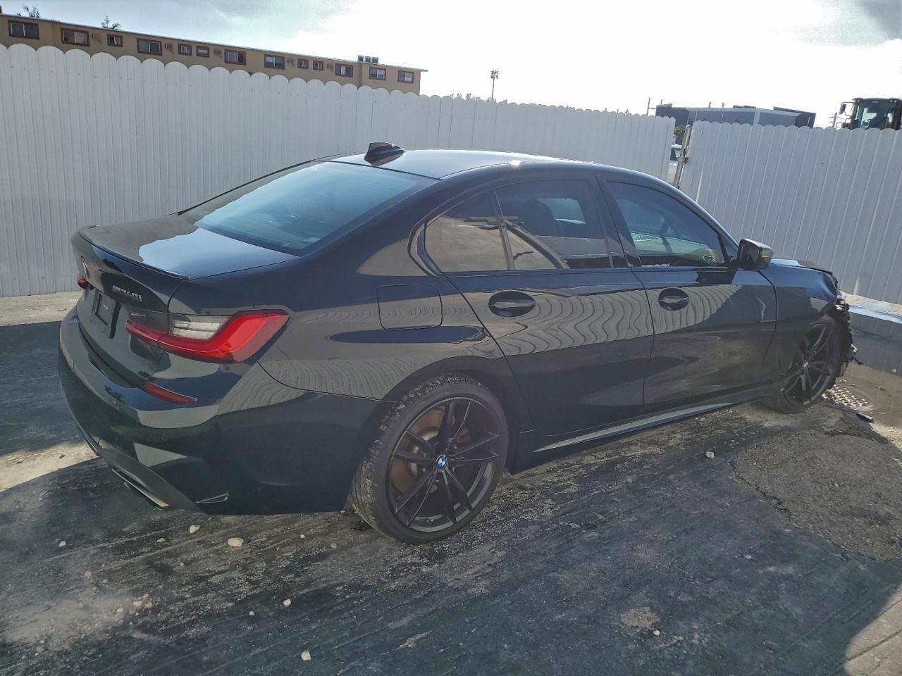 2021 BMW M340I - Фото 3